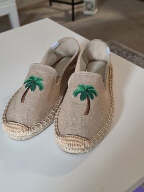 Beige Palm Embroidered Espadrilles - Women Size 8W-8.5